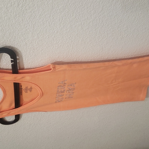 Tank top! - Picture 4 of 4